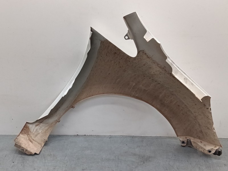 Recambio de aleta delantera izquierda para kia rio iii (ub) 1.2 cvvt referencia OEM IAM   