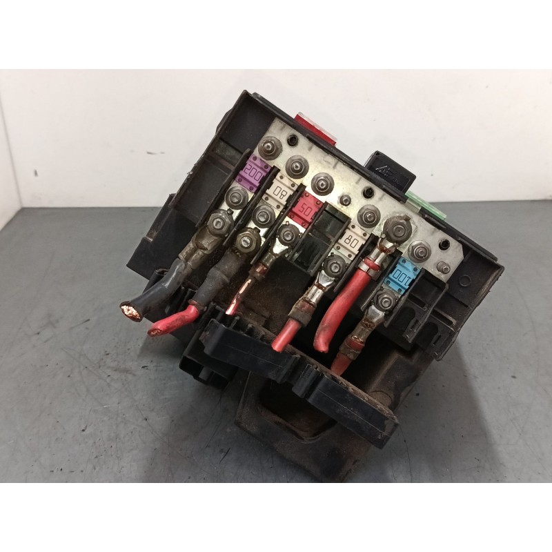 Recambio de caja reles / fusibles para audi a3 sportback (8pa) 2.0 tdi 16v referencia OEM IAM 017181301  