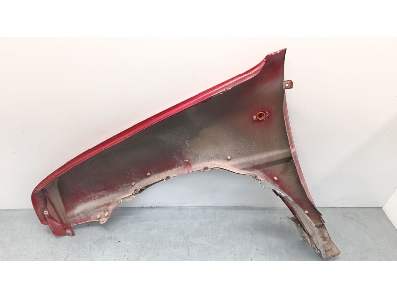 Recambio de aleta delantera derecha para nissan terrano ii (r20) 2.7 td 4wd referencia OEM IAM   