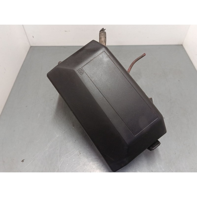 Recambio de caja reles / fusibles para renault scénic i monospace (ja0/1_, fa0_) 1.4 16v (ja0d, ja1h, ja0w, ja10) referencia OEM