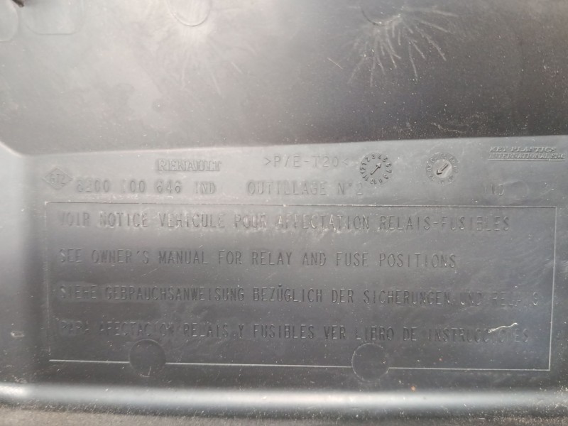 Recambio de caja reles / fusibles para renault scénic i monospace (ja0/1_, fa0_) 1.4 16v (ja0d, ja1h, ja0w, ja10) referencia OEM