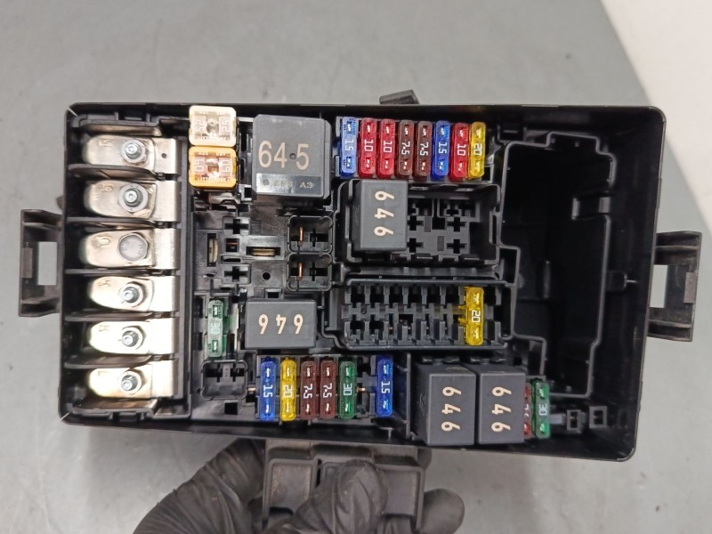 Recambio de caja reles / fusibles para volkswagen tiguan (ad1, ax1) 2.0 tdi referencia OEM IAM 5Q0907361G  