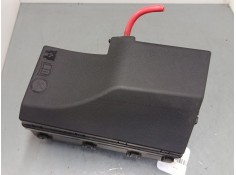 Recambio de caja reles / fusibles para volvo v40 hatchback (525) d2 referencia OEM IAM   