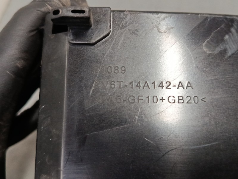 Recambio de caja reles / fusibles para volvo v40 hatchback (525) d2 referencia OEM IAM   