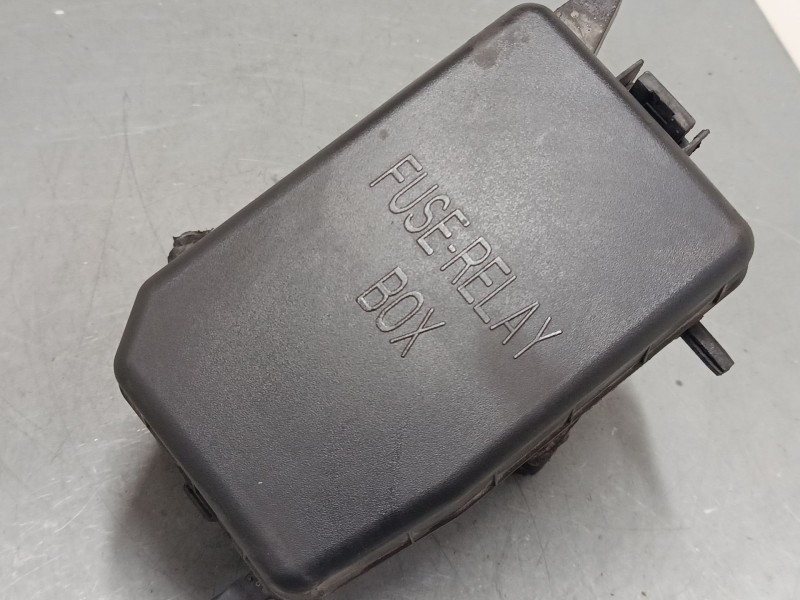 Recambio de caja reles / fusibles para hyundai getz (tb) 1.1 referencia OEM IAM 912981C010  