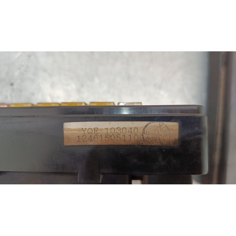 Recambio de caja reles / fusibles para land rover freelander i (l314) 2.0 di 4x4 referencia OEM IAM YQE103040  