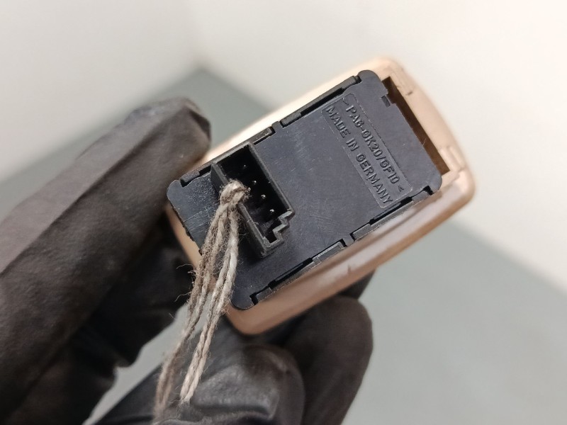 Recambio de mando elevalunas delantero derecho para bmw x3 (e83) 2.0 sd referencia OEM IAM   