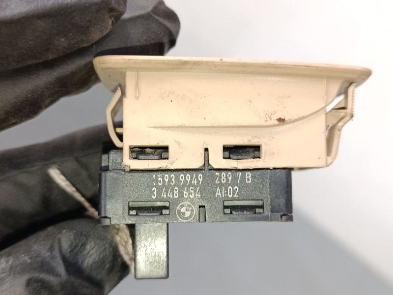 Recambio de mando elevalunas delantero derecho para bmw x3 (e83) 2.0 sd referencia OEM IAM   