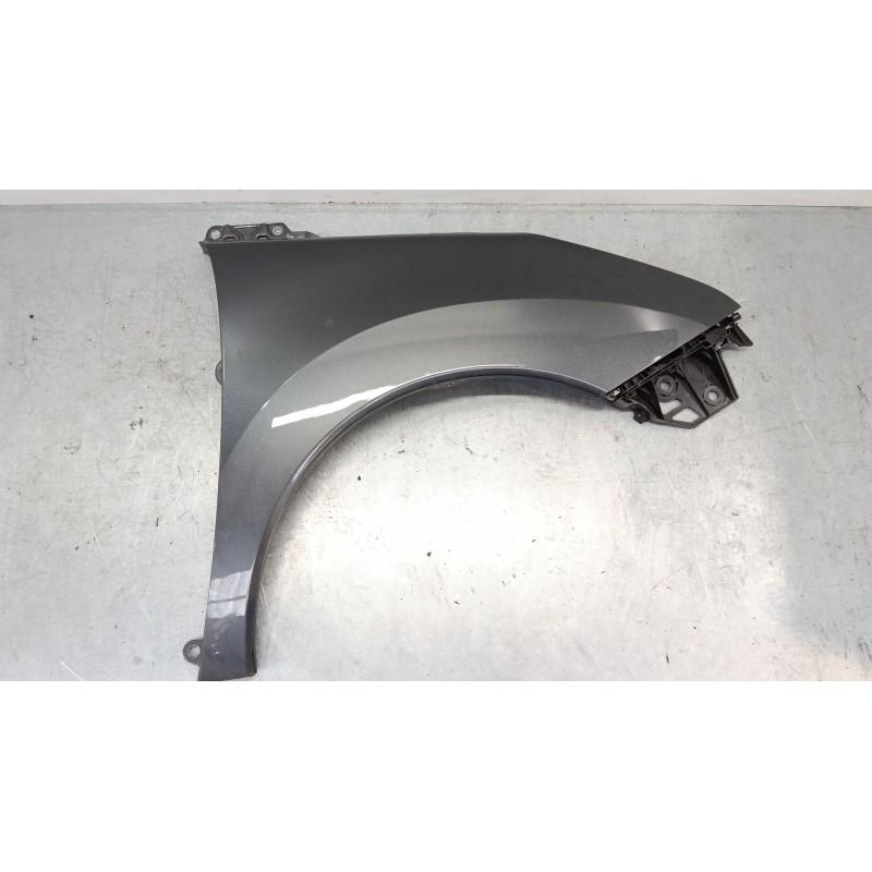 Recambio de aleta delantera derecha para peugeot 3008 i monospace (0u_) 1.6 bluehdi 120 referencia OEM IAM   