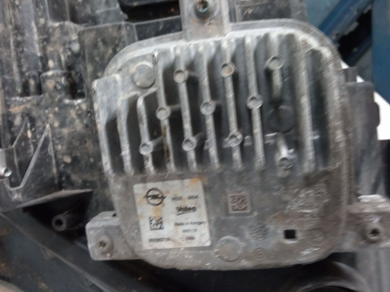 Recambio de faro izquierdo led para opel crossland x / crossland (p17, p2qo) 1.2 (75) referencia OEM IAM   