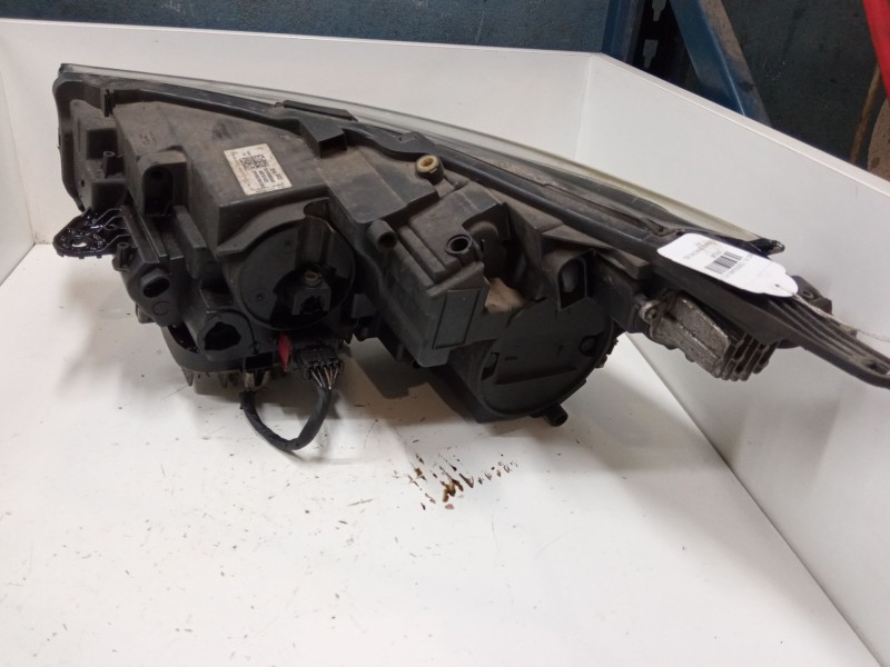 Recambio de faro derecho led para opel crossland x / crossland (p17, p2qo) 1.2 (75) referencia OEM IAM 39153432  