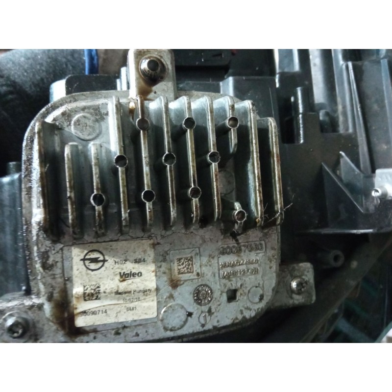 Recambio de faro derecho led para opel crossland x / crossland (p17, p2qo) 1.2 (75) referencia OEM IAM 39153432  