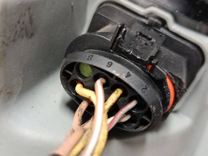 Recambio de faro derecho para volkswagen new beetle descapotable (1y7) 1.4 referencia OEM IAM 083411104R  