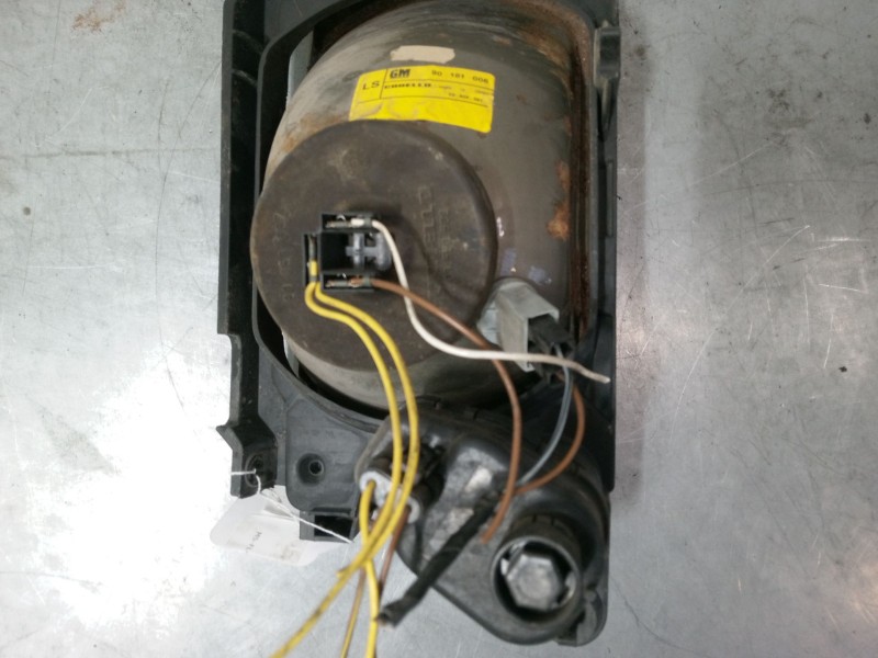 Recambio de faro izquierdo para opel kadett e hatchback (t85) 1.8 i (c08, c48, d08, d48) referencia OEM IAM 90181006  