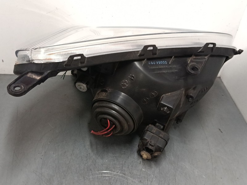 Recambio de faro izquierdo para toyota rav 4 ii (_a2_) 2.0 d 4wd (cla20_, cla21_) referencia OEM IAM 0821211F4L  