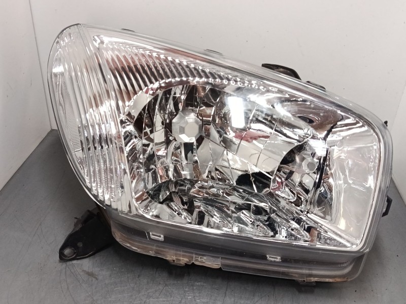 Recambio de faro derecho para toyota rav 4 ii (_a2_) 2.0 d 4wd (cla20_, cla21_) referencia OEM IAM 0821211F4R  