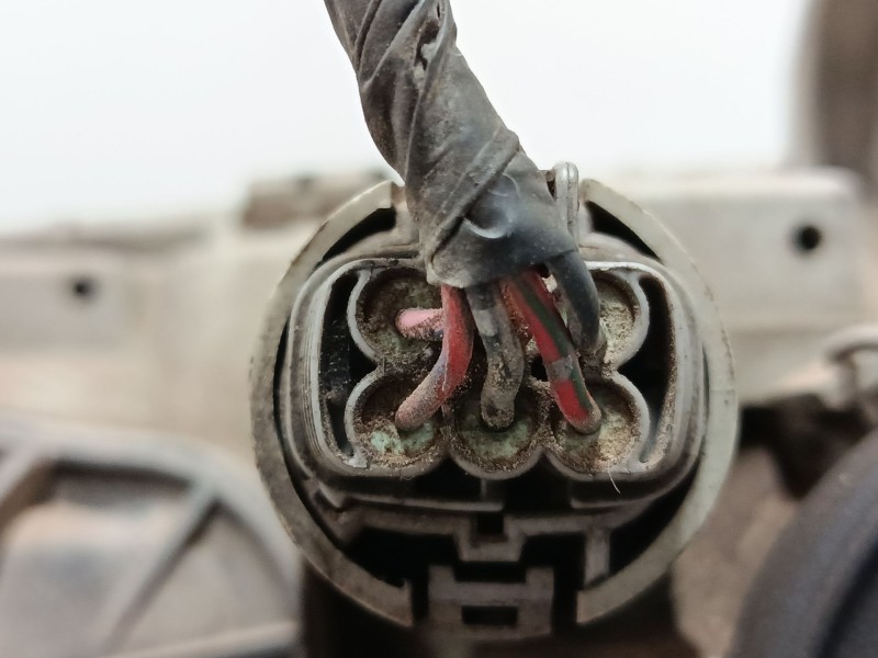 Recambio de faro derecho para nissan primera hatchback (p11) 1.6 16v referencia OEM IAM   