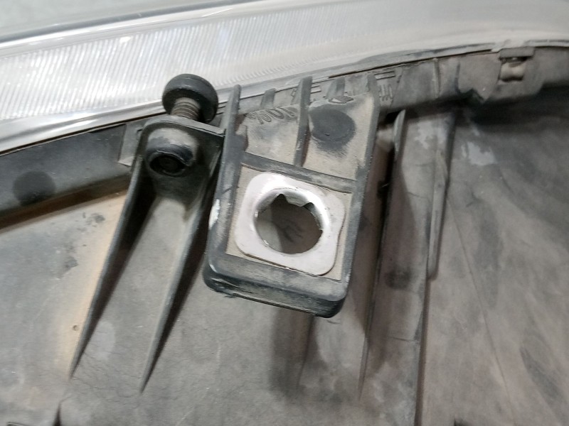 Recambio de faro izquierdo para seat toledo iii (5p2) 1.9 tdi referencia OEM IAM 5P1941005A 89309810 