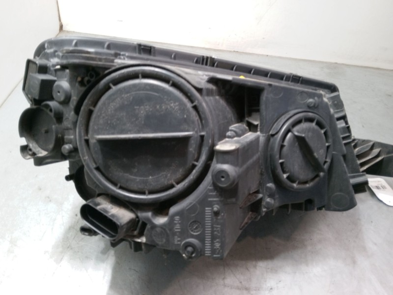 Recambio de faro izquierdo para skoda yeti (5l) 2.0 tdi referencia OEM IAM 5L1941015D  