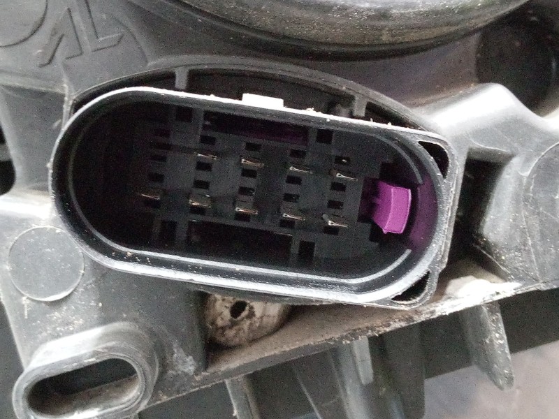 Recambio de faro izquierdo para skoda yeti (5l) 2.0 tdi referencia OEM IAM 5L1941015D  