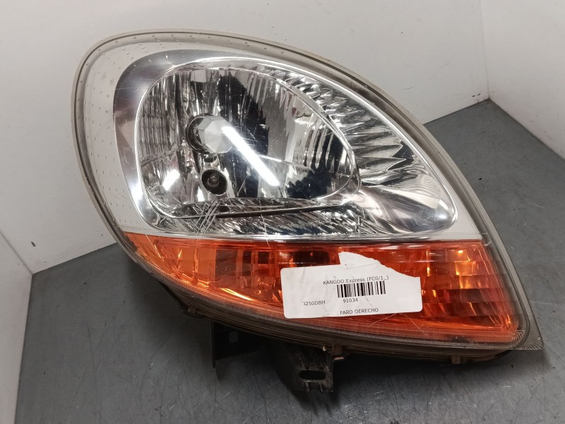 Recambio de faro derecho para renault kangoo express (fc0/1_) 1.2 (fc01, fc0a, fc0f) referencia OEM IAM 8200150617  