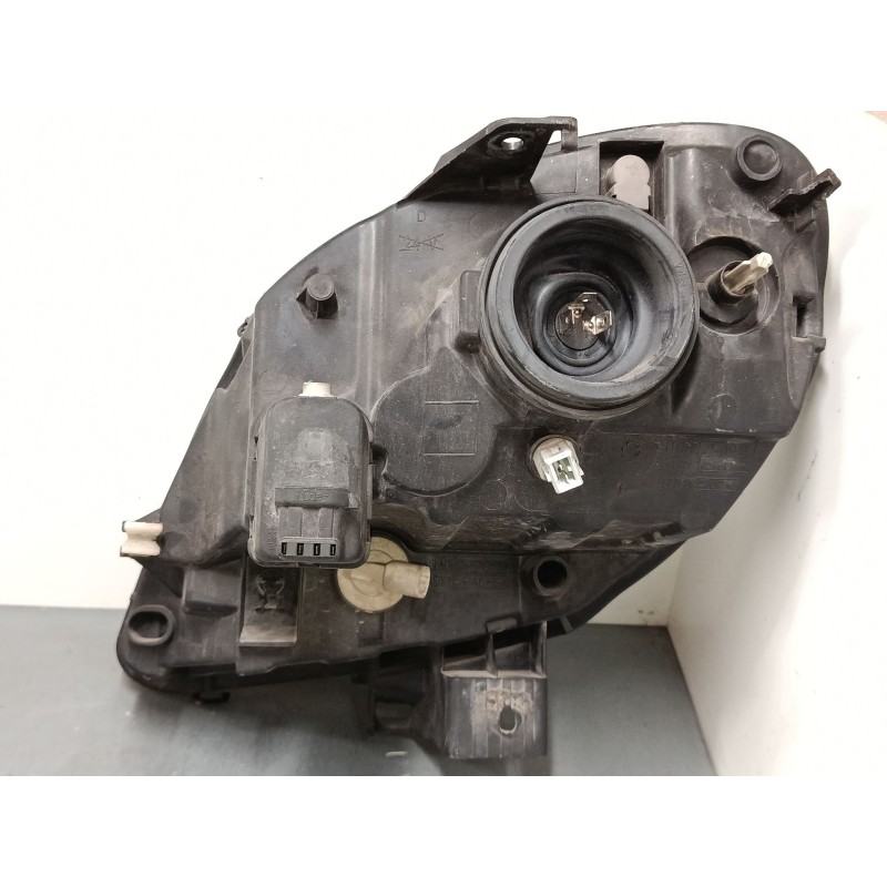Recambio de faro derecho para renault kangoo express (fc0/1_) 1.2 (fc01, fc0a, fc0f) referencia OEM IAM 8200150617  