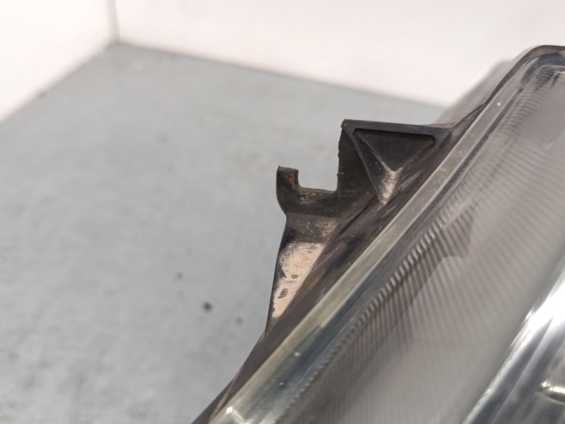 Recambio de faro izquierdo xenon para bmw z4 roadster (e85) 3.0 i referencia OEM IAM   