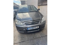 toyota corolla (_e12_) del año 2004