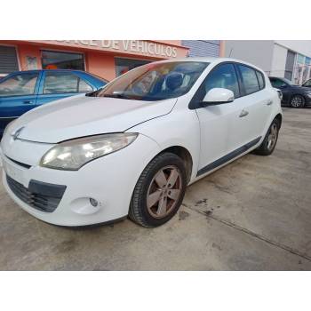 RENAULT MEGANE III Hatchback (BZ0/1_, B3_) de desguace