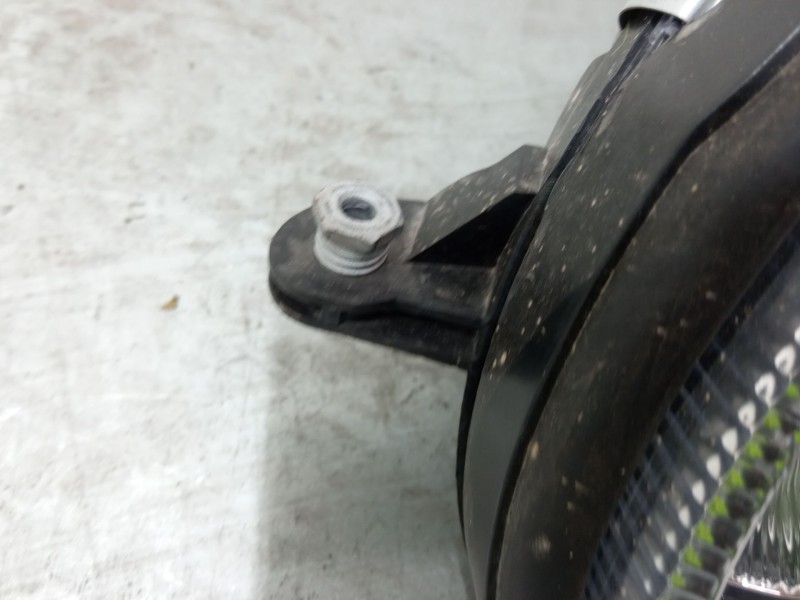 Recambio de faro izquierdo para mercedes-benz clase e (w211) e 200 kompressor (211.041) referencia OEM IAM 4401163L 084401163L 