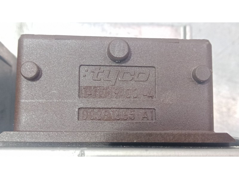 Recambio de centralita airbag para opel corsa d (s07) 1.4 (l08, l68) referencia OEM IAM 13187528  