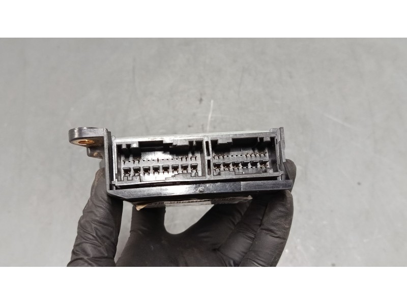 Recambio de centralita airbag para peugeot partner tepee 1.6 hdi 90 referencia OEM IAM 9674290780 619771400 