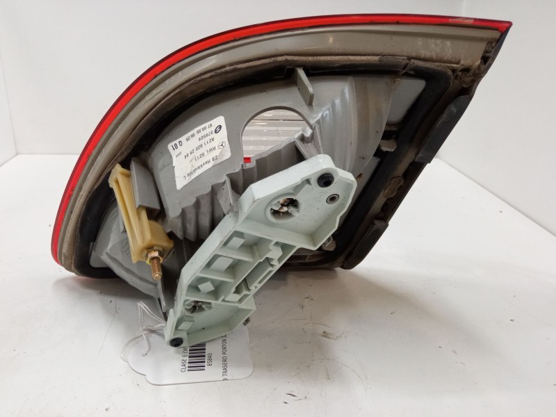 Recambio de piloto trasero porton izquierdo para mercedes-benz clase e (w211) e 200 kompressor (211.041) referencia OEM IAM A211