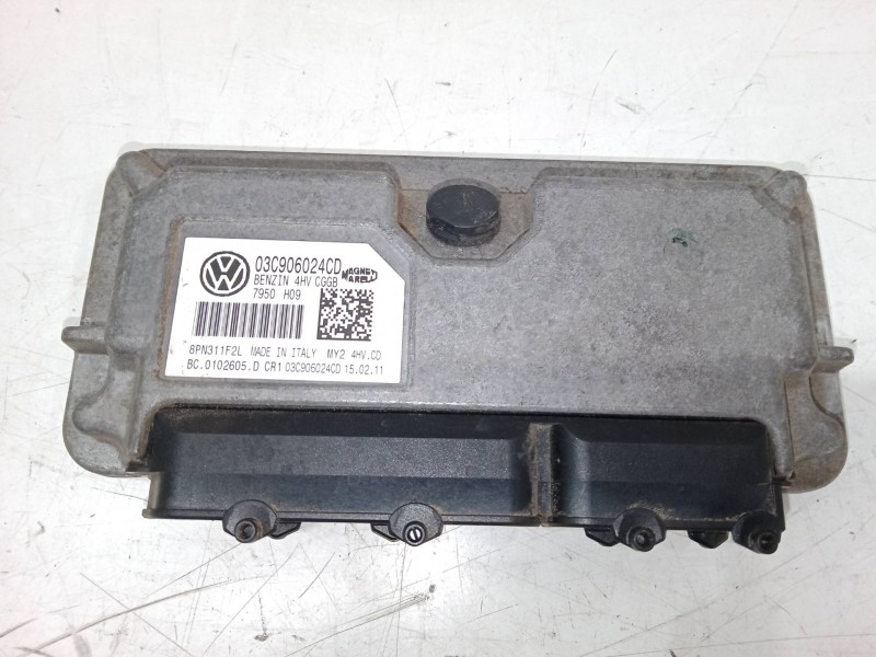 Recambio de centralita motor uce para seat ibiza iv st (6j8, 6p8) 1.4 referencia OEM IAM 03C906024CD  7950H09