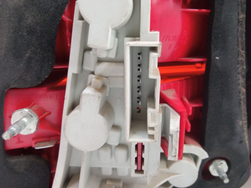 Recambio de piloto trasero derecho para bmw 3 (e90) 320 i referencia OEM IAM   