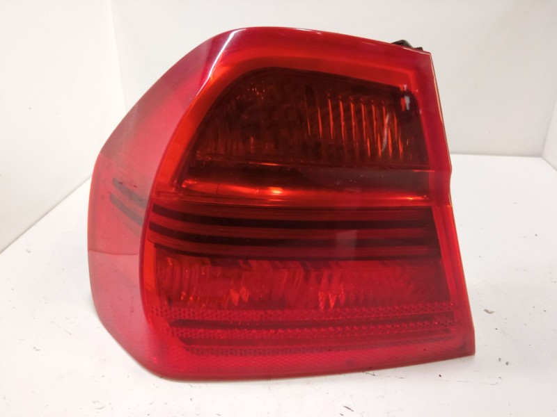 Recambio de piloto trasero izquierdo para bmw 3 (e90) 320 i referencia OEM IAM   