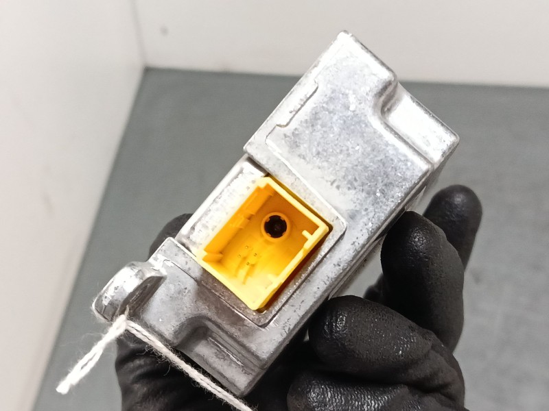 Recambio de centralita airbag para bmw 7 (e65, e66, e67) 730 i, li referencia OEM IAM 65776970889  