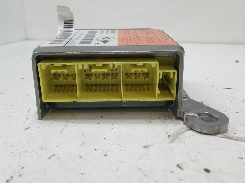 Recambio de centralita airbag para nissan almera tino (v10) 1.8 referencia OEM IAM 98820BU91A 0285001639 