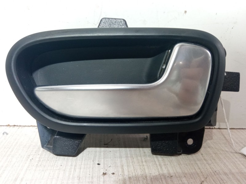 Recambio de maneta interior puerta delantera derecha para kia carens iv 1.6 gdi referencia OEM IAM   
