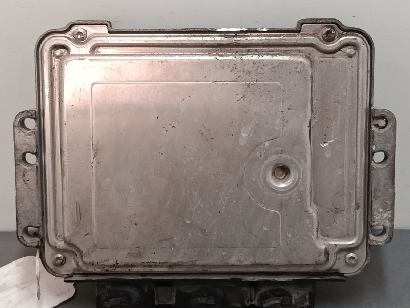 Recambio de centralita motor uce para ford focus c-max (dm2) 1.6 tdci referencia OEM IAM 0281011263 4M5112A650 