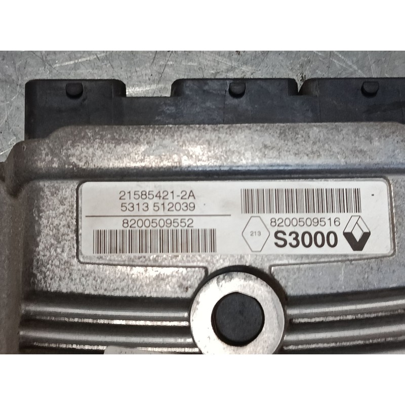 Recambio de centralita motor uce para renault megane ii coupé-cabriolet (em0/1_) 1.6 16v referencia OEM IAM 8200509516  