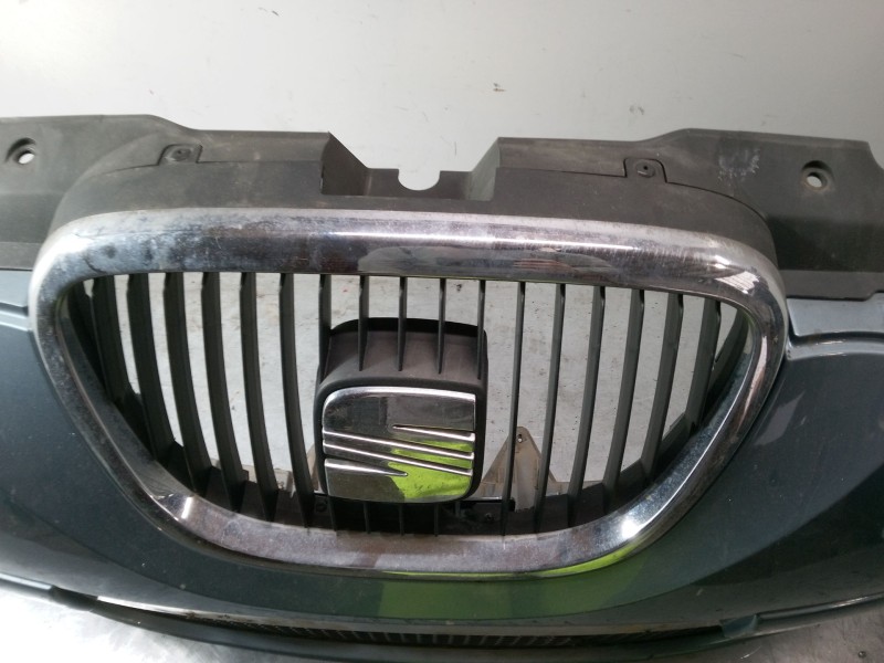 Recambio de paragolpes delantero para seat toledo iii (5p2) 1.9 tdi referencia OEM IAM 5P0807217M  