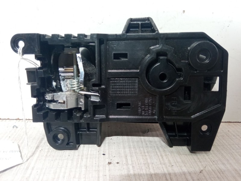 Recambio de maneta interior puerta delantera derecha para kia carens iv 1.6 gdi referencia OEM IAM   
