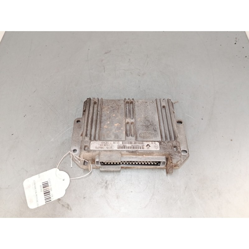 Recambio de centralita motor uce para renault clio ii (bb_, cb_) 1.2 (bb0a, bb0f, bb10, bb1k, bb28, bb2d, bb2h, cb0a,... referen
