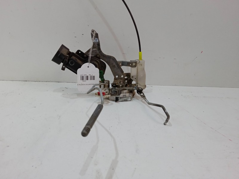 Recambio de cerradura puerta delantera izquierda para peugeot 107 (pm_, pn_) 1.4 hdi referencia OEM IAM   