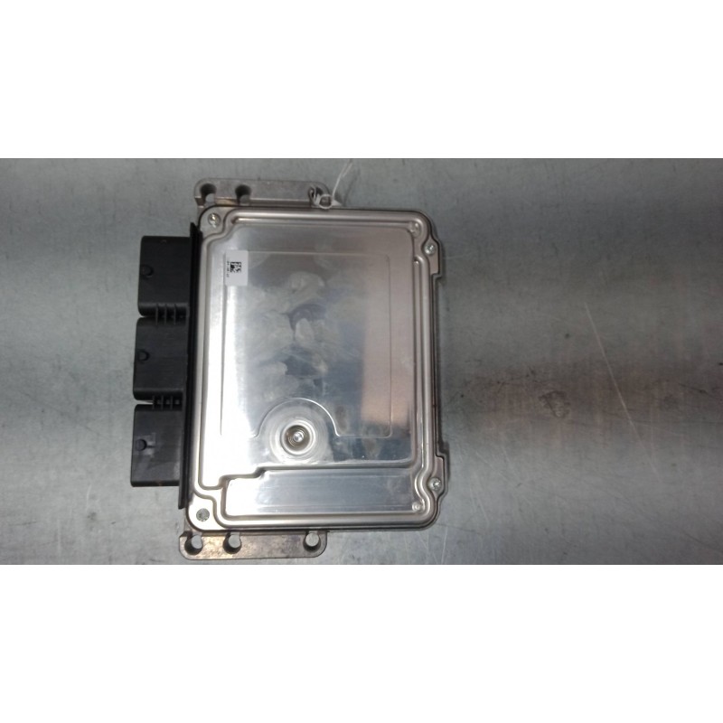 Recambio de centralita motor uce para peugeot partner tepee 1.6 hdi / bluehdi 75 referencia OEM IAM 9607885980 0281030546 