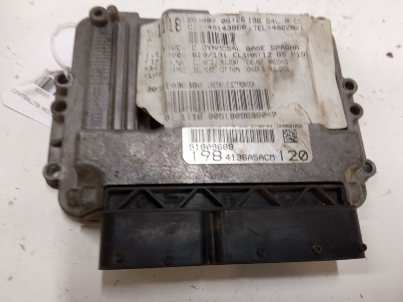 Recambio de centralita motor uce para fiat bravo ii (198_) 1.9 d multijet (198axb1a) referencia OEM IAM 51809688  