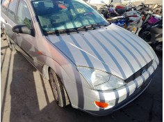 ford focus i turnier (dnw) del año 2001