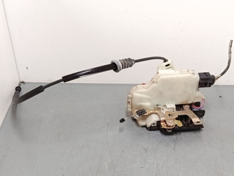 Recambio de cerradura puerta delantera derecha para volkswagen new beetle descapotable (1y7) 2.0 referencia OEM IAM 3B1837016AT 