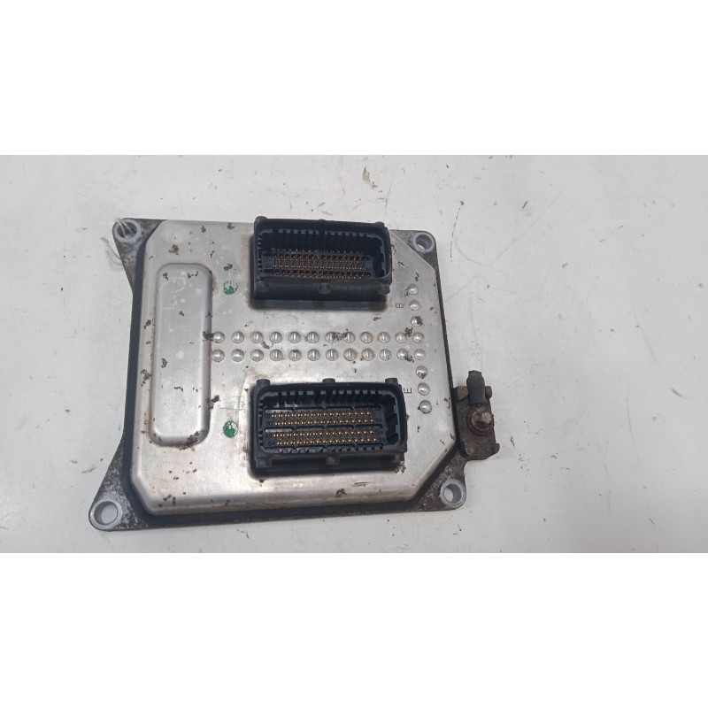 Recambio de centralita motor uce para opel astra h gtc (a04) 1.8 (l08) referencia OEM IAM 55564081 8061420532 5wkk9425